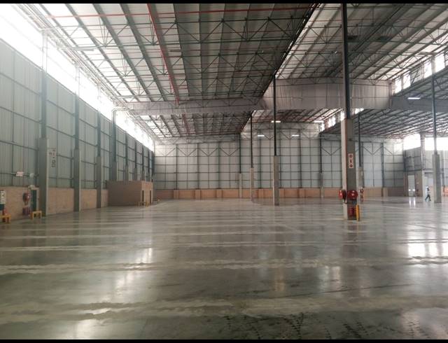 7,739M² WAREHOUSE TO LET IN RIETFONTEIN